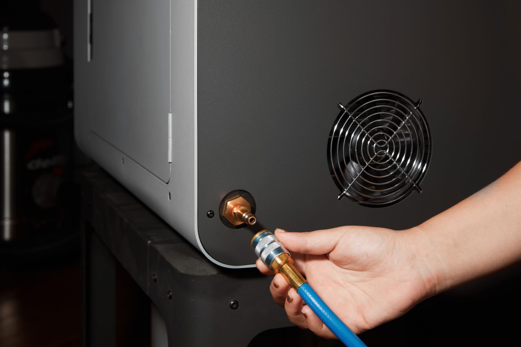 Attaching a nitrogen supply to a Fuse 1+ 30W 3D Printer